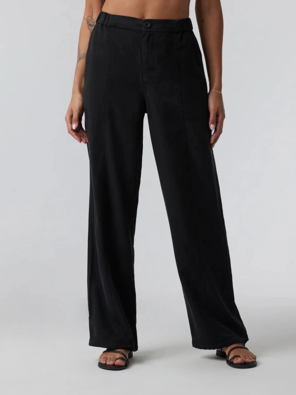 Vuori Black Coastline Pants